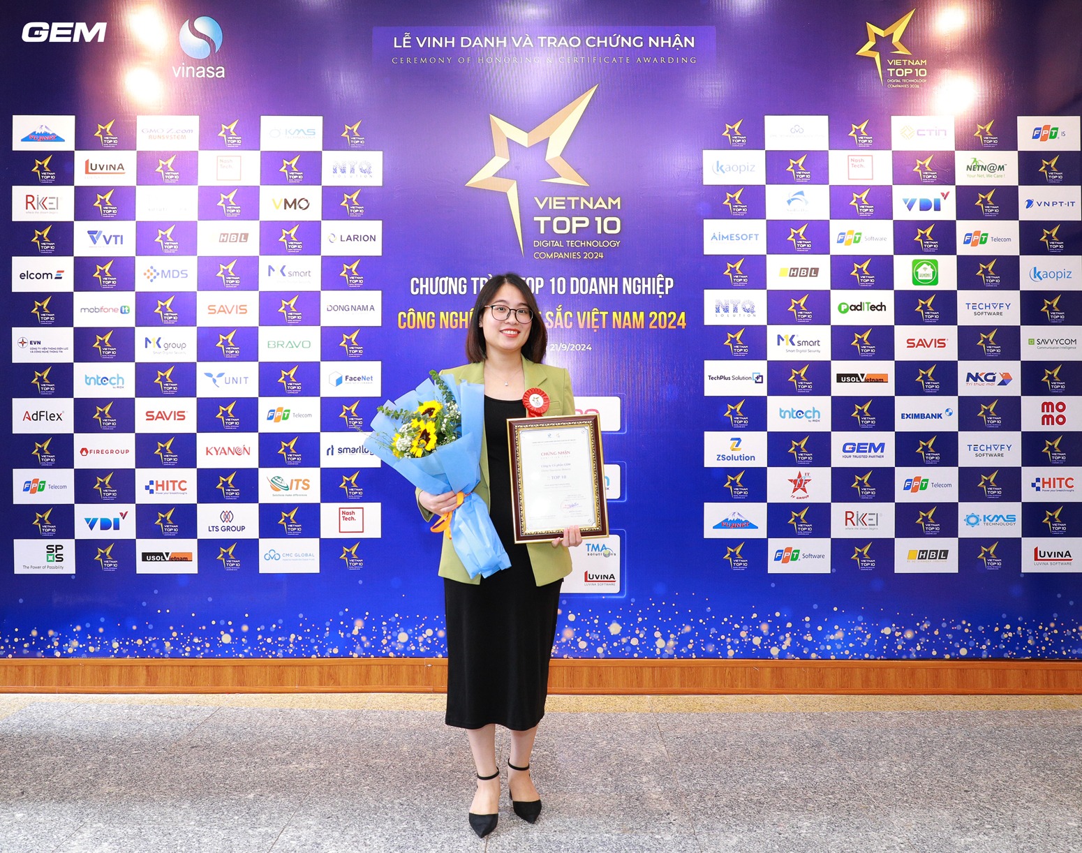 GEM received the Top 10 Vietnam ICT Companies Award for Impressive Growth! 